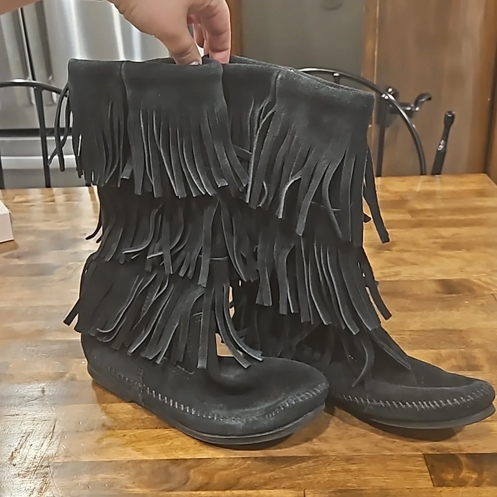 Minnetonka Moccasins - Picture 1 of 6